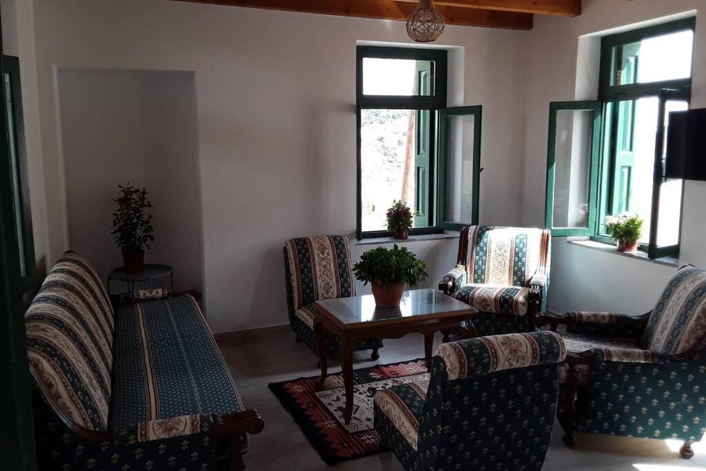 Giorgina'S House Daire Simi Dış mekan fotoğraf
